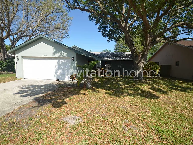 12095 73rd St — Photo 1