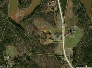 Rainbow Lake Rd, Chesnee, SC 29323
