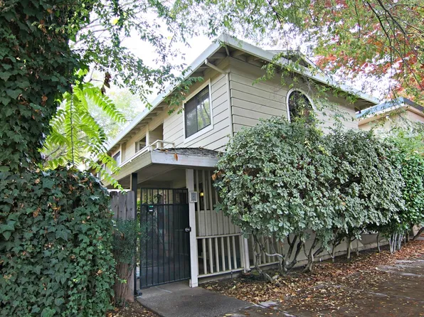 2418 P St APT F, Sacramento, CA 95816
