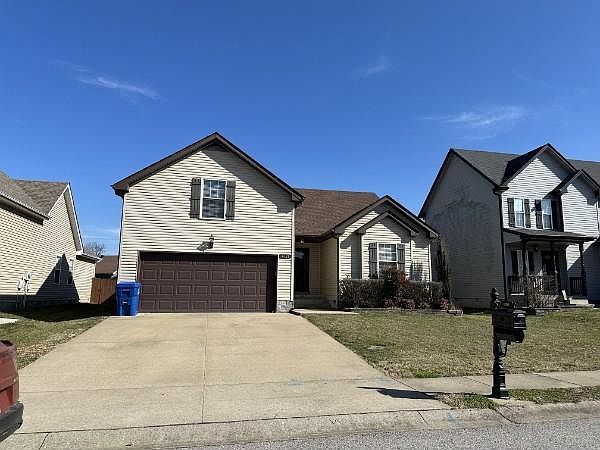 1st image of 3621 Fox Den Ln