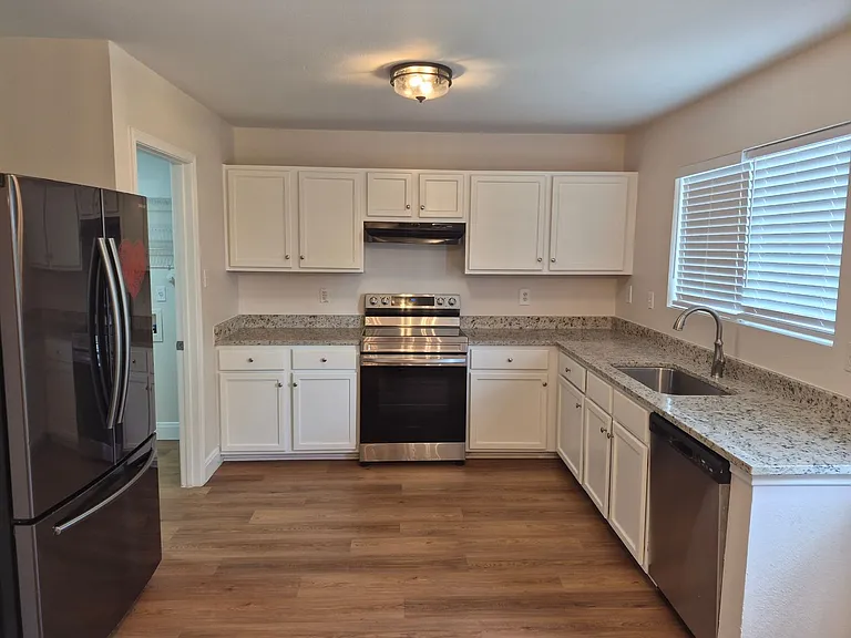 12634 Carriage Blvd — Photo 12
