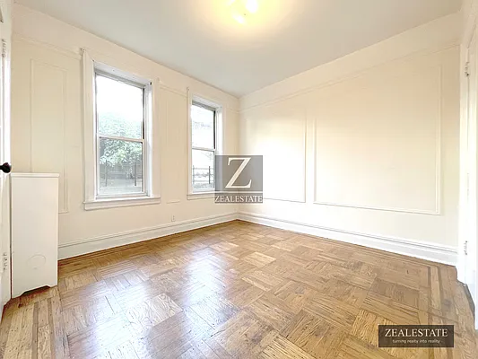 Rented by ZealEstate Group Inc | media 4