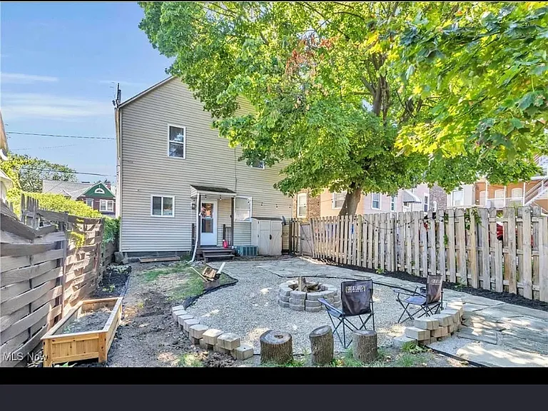 1374 W 116th St — Photo 2