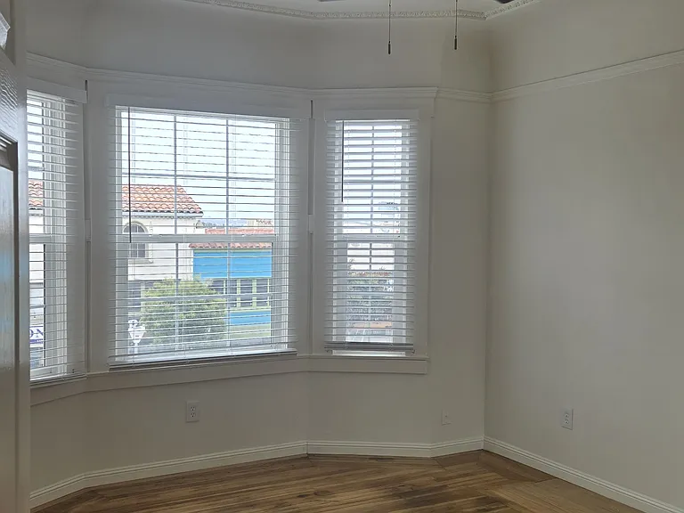 1108 Taraval St — Photo 5