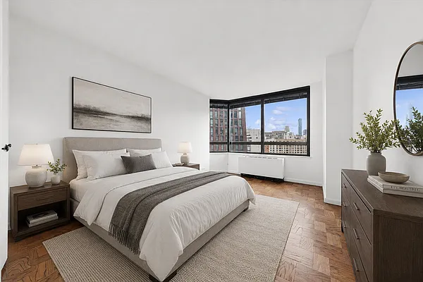 Bedroom, photo 1
