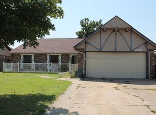 11317 Davis Ct, Oklahoma City, OK 73162