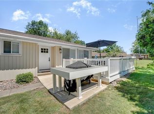 3806 Commodore Cv W, Aurora, OH 44202