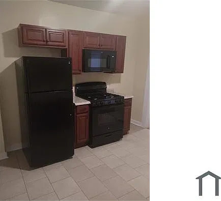 32 Vine St #1R