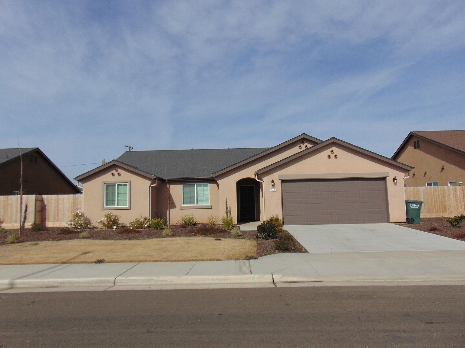 743 Country Place, Dinuba, CA 93618 Zillow