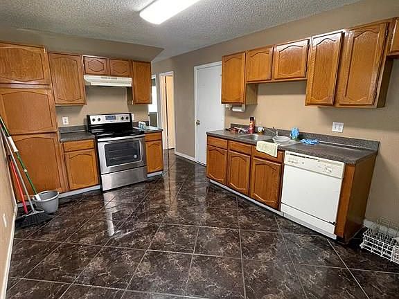 5th image of 11622 Eaglewood Dr