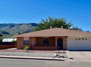 3208 Thunder Rd, Alamogordo, NM 88310
