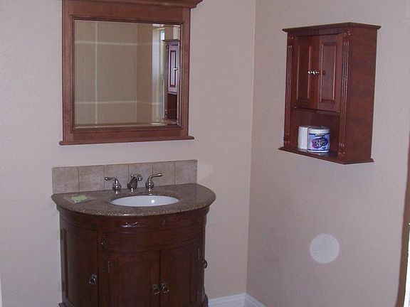 5th image of 4520 38th St