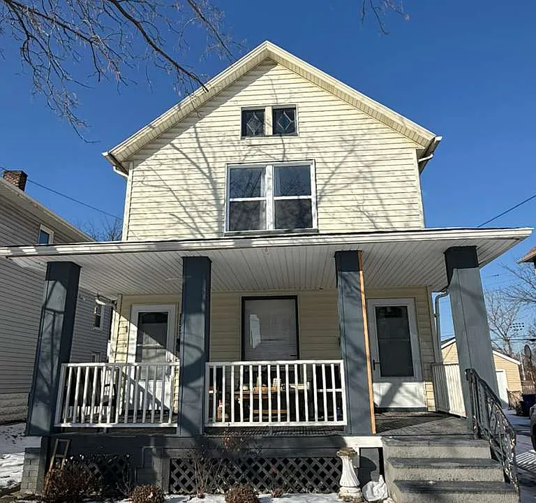 1338 Thoreau Rd