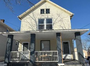 1338 Thoreau Rd, Lakewood, OH