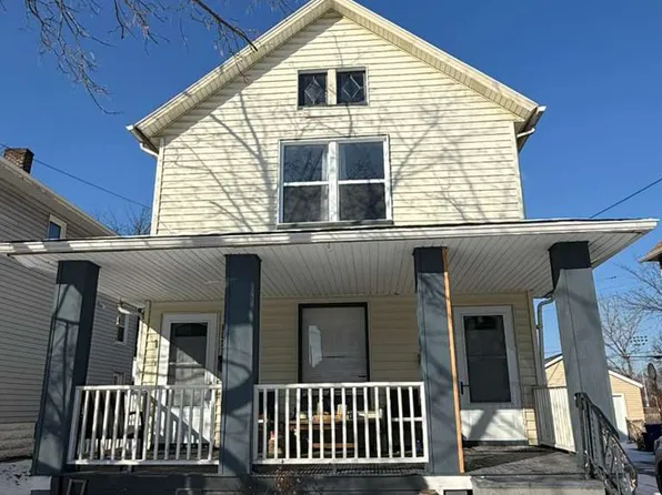 1338 Thoreau Rd, Lakewood, OH 44107