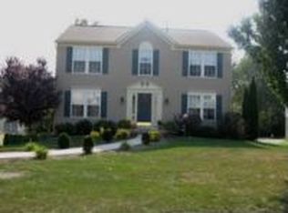 913 Castlegate Cir, Greensburg, PA 15601
