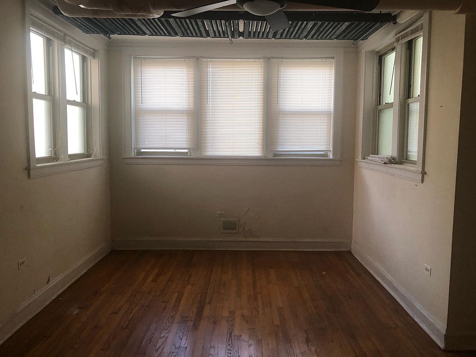 1st image of 5054 N Leavitt St #G