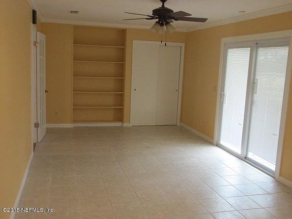 5th image of 2467 Lakeview Dr