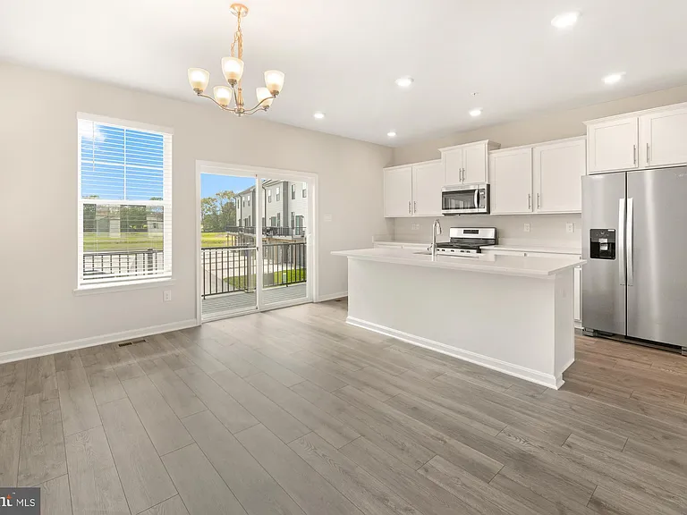 450 Herringbone Way — Photo 9