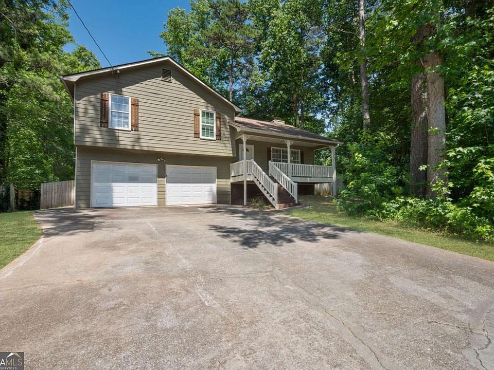 1st image of 30 White Pines Ln