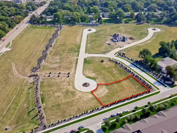 2201 Autumn Ct, Lincoln, NE 68512