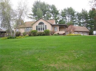 60 Pond Rd, China, ME 04358