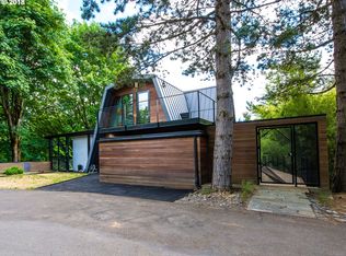 3220 SW Evergreen Ter, Portland, OR 97205