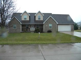 2036 Oakridge Pkwy, Terre Haute, IN 47802
