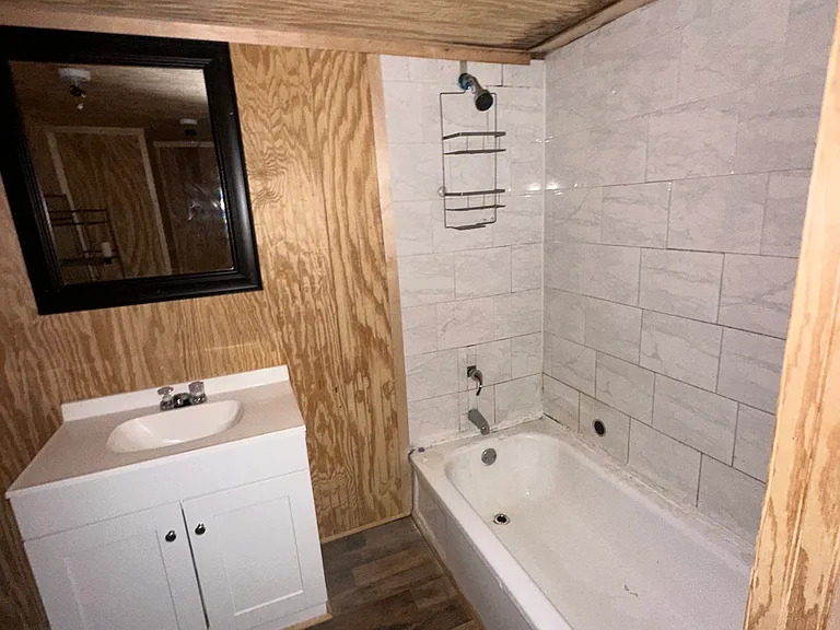129 Texas Rd #129 — Photo 5
