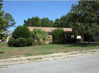 724 Carondelay Dr, Pensacola, FL 32506