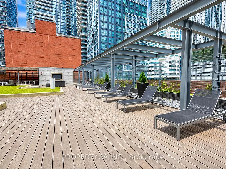 8 Mercer St #2611 — Photo 25