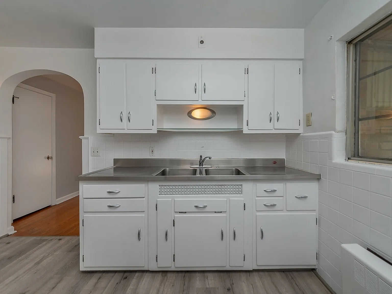 2904 Madison Rd. — Photo 3