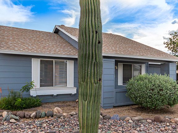 3rd image of 1311 W TONOPAH Drive