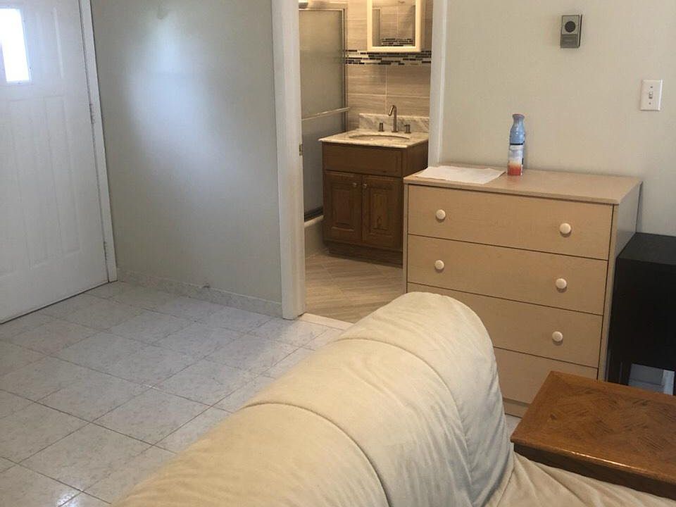 1st image of 25 Briarwood Dr #1