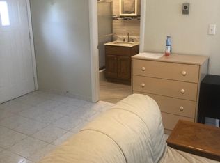 25 Briarwood Dr #1, Glen Cove, NY 11542
