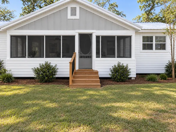 169 Ed Brown St, Folkston, GA 31537