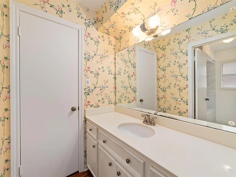 11838 Riverview Dr — Photo 20