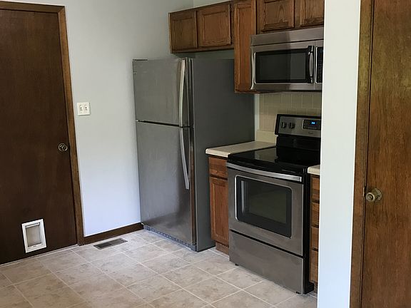 5th image of 7105 Periwinkle Rd