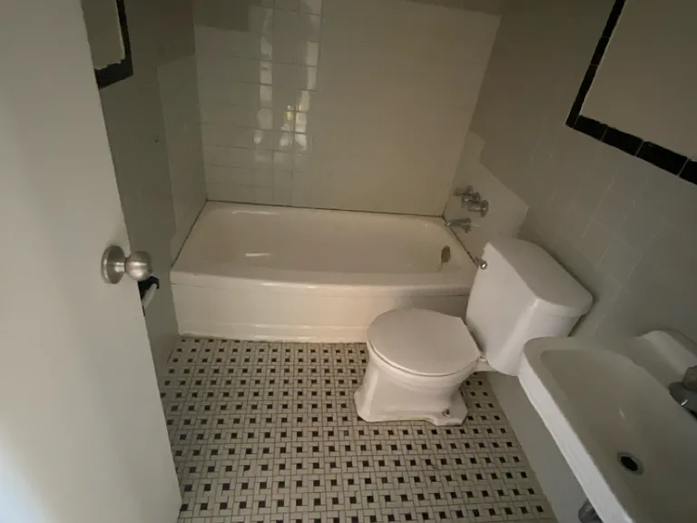 110 Breton Rd #14 — Photo 4