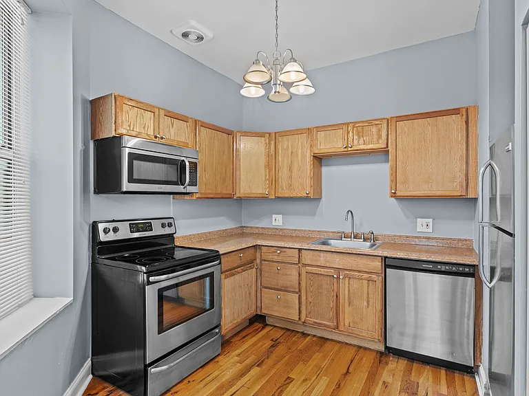 912-916 Lafayette Ave #914A — Photo 8