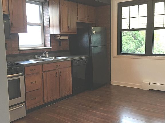 2nd image of 813 McCandless Ave #2