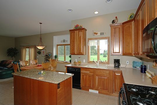 3rd image of 8578 S Shore Dr