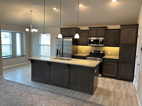 5th image of 2224 Norwood Dr
