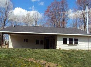 8262 Van Dyke Rd, Cass City, MI 48726