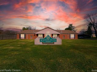 38507 Wellington Dr #3, Clinton Township, MI 48036