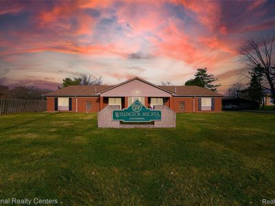 38507 Wellington Dr #3, Clinton Township, MI, 48036