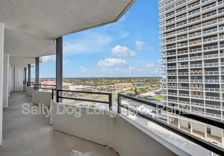 2900 N Atlantic Ave #703 — Photo 4