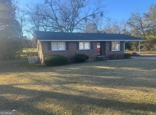 20 Turner St, Hawkinsville, GA 31036