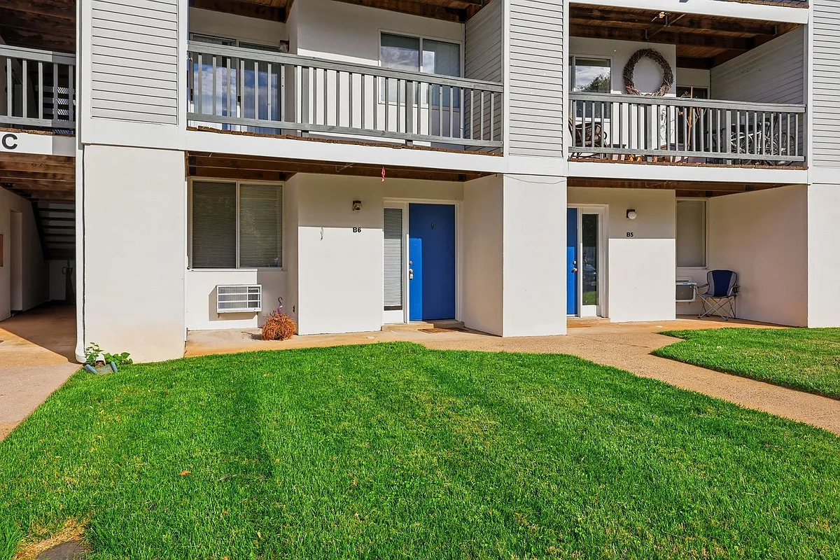 Building Photo - 1243 Cedars Ct #B6