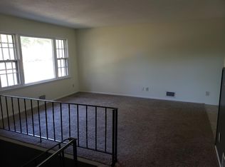 542 79th Ave NE, Spring Lake Park, MN 55432